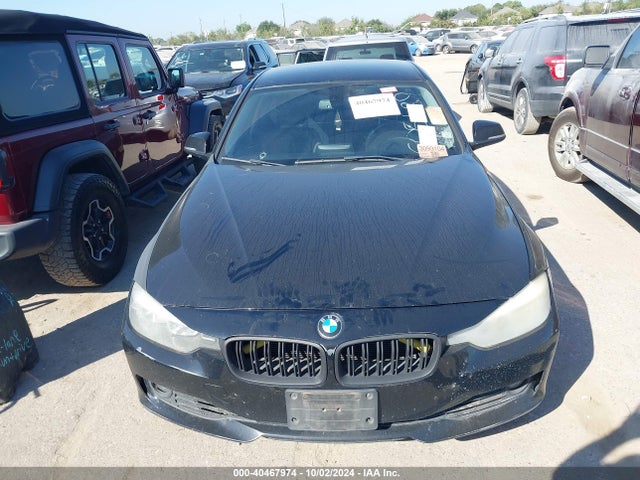 WBA3A5C51EF605189 BMW 328I