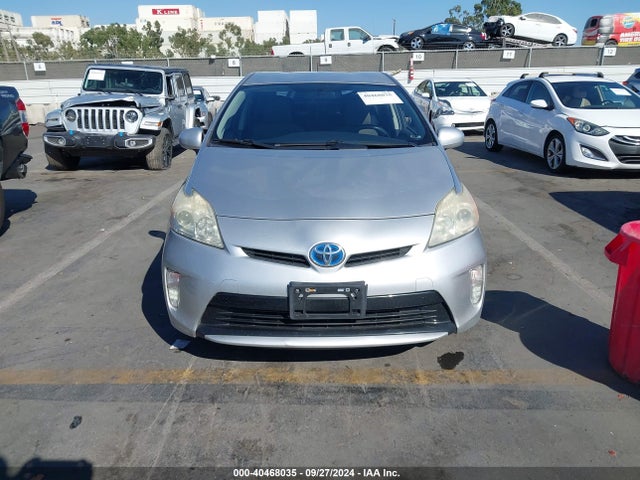 Toyota Prius Two 2014 JTDKN3DU3E1743309 Image 12