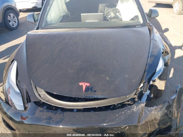 2023 TESLA MODEL 3 5YJ3E1EB6PF703922 Photo 9
