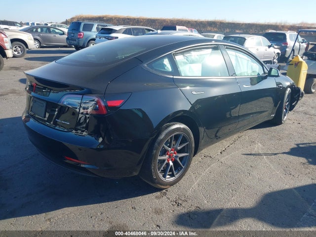 2023 TESLA MODEL 3 5YJ3E1EB6PF703922 Photo 3
