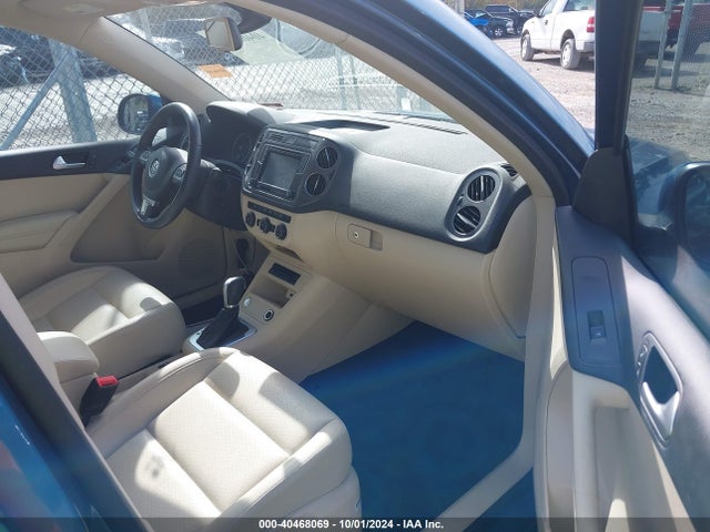 WVGBV7AX9HK039289 Volkswagen Tiguan 2.0t/s