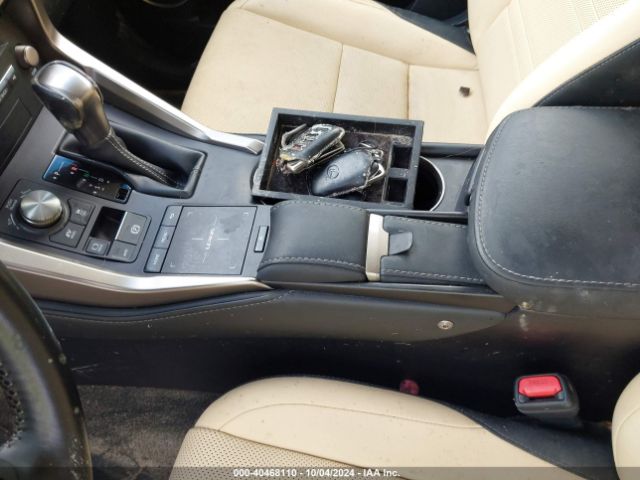 JTJBJRBZ1K2102272 Lexus NX 300H