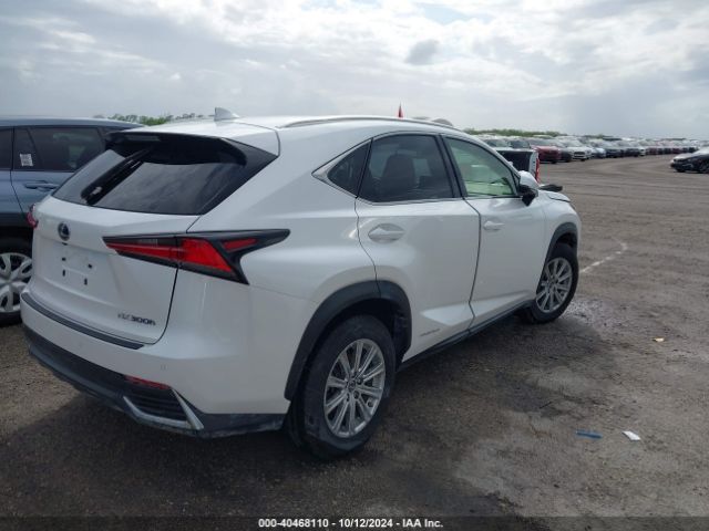JTJBJRBZ1K2102272 Lexus NX 300H
