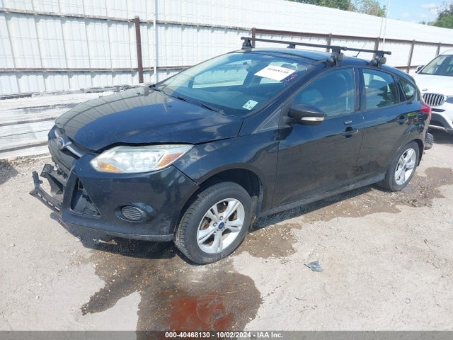 Ford FOCUS SE 2014 1FADP3K2XEL344475 Image 2
