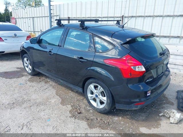 Ford FOCUS SE 2014 1FADP3K2XEL344475 Image 3