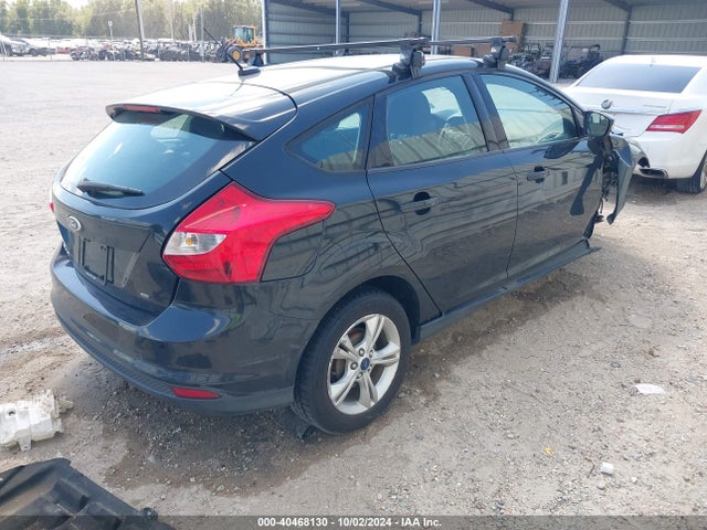 Ford FOCUS SE 2014 1FADP3K2XEL344475 Image 4