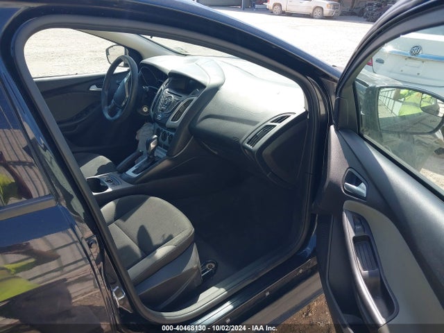 Ford FOCUS SE 2014 1FADP3K2XEL344475 Image 5