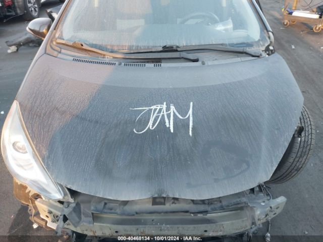 JTDKDTB38F1575651 Toyota Prius C Two