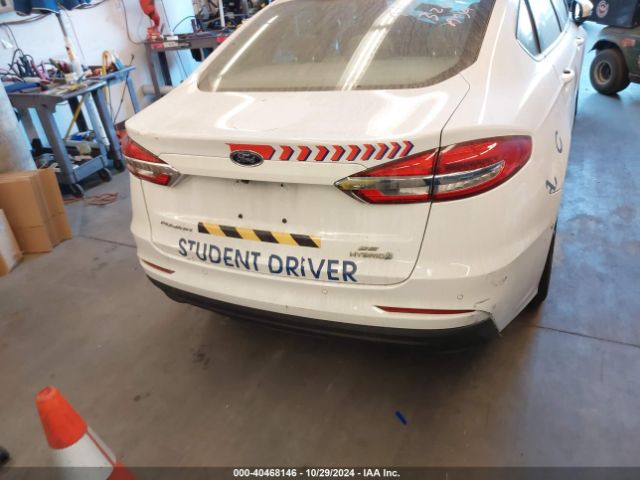 3FA6P0LUXLR151099 Ford Fusion Hybrid Se