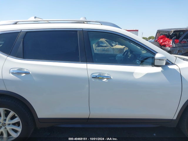 Nissan ROGUE SV 2019 JN8AT2MT4KW260093 Image 14