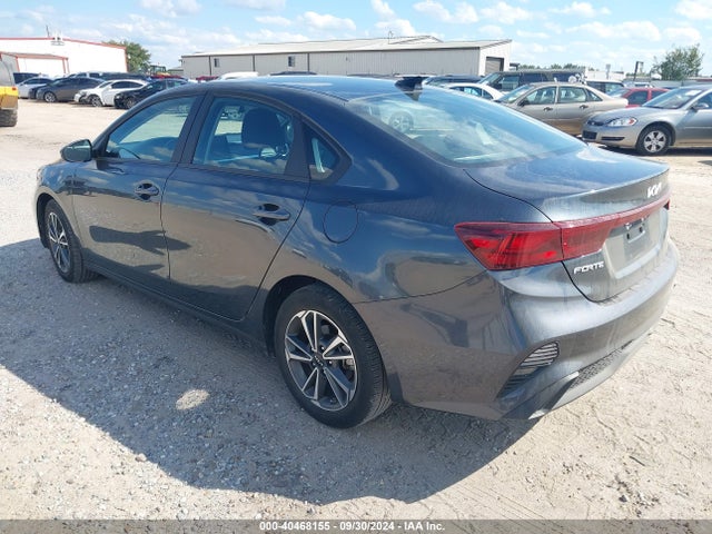 KIA Forte Lxs 2023 3KPF24AD4PE644356 Image 3