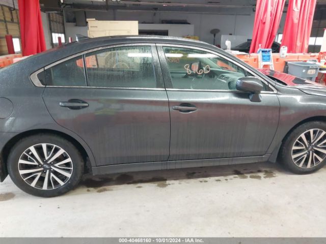 4S3BNAC64J3005637 Subaru Legacy 2.5i Premium