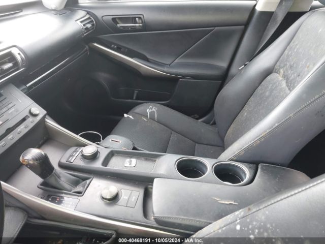 JTHBA1D27G5017932 Lexus IS 200T