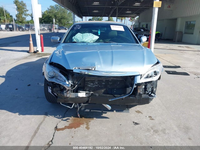 Chrysler 200 Touring 2014 1C3BCBEG6EN156852 Image 13
