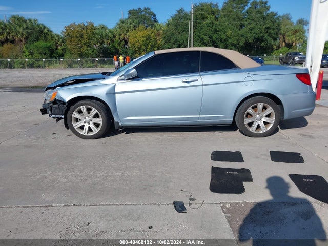 Chrysler 200 Touring 2014 1C3BCBEG6EN156852 Image 15