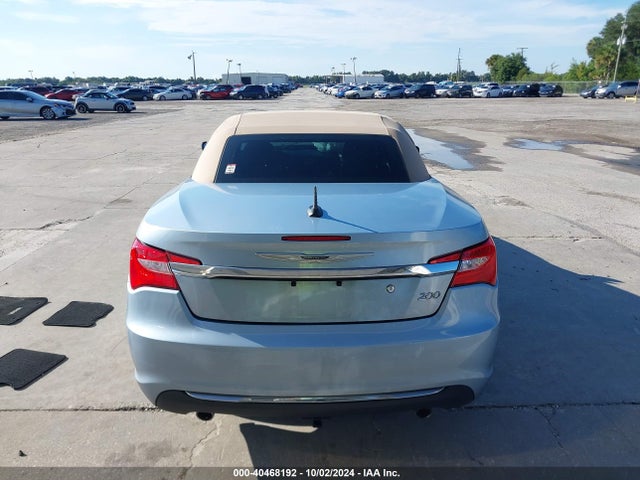 Chrysler 200 Touring 2014 1C3BCBEG6EN156852 Image 17