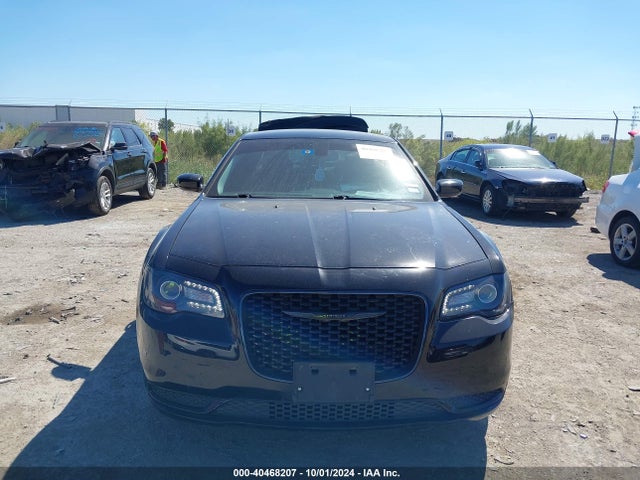 Chrysler 300 Touring 2022 2C3CCAAG0NH167780 Image 12