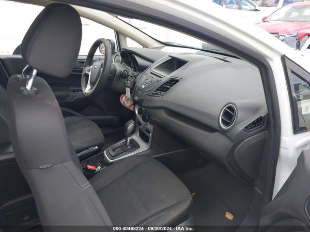 Ford FIESTA SE 2019 3FADP4BJ0KM140436 Image 5