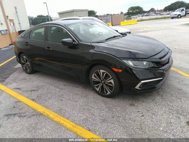2019 2HGFC2F82KH596304 main image