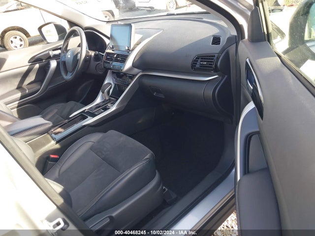 2022 MITSUBISHI ECLIPSE CROSS JA4ATWAA1NZ059416 Photo 4