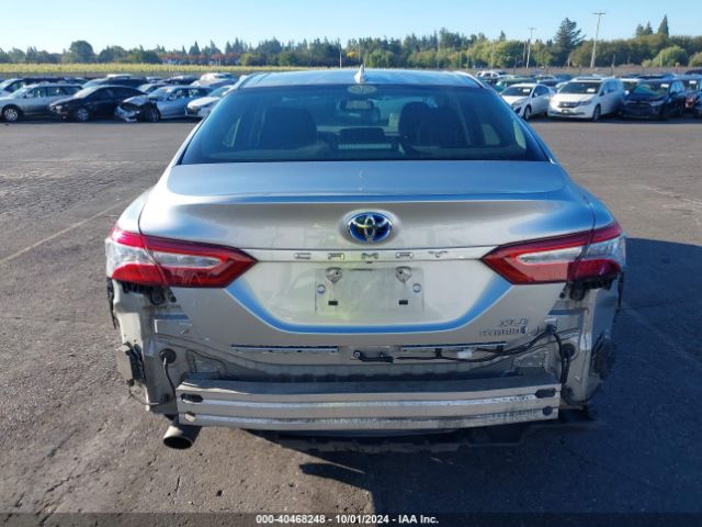 4T1B21HK6JU005014 Toyota Camry Hybrid Xle
