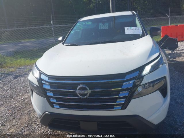 5N1BT3AA4RC754146 Nissan Rogue S Fwd