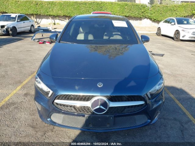 W1K3G4EB2MJ254955 Mercedes-Benz A 220