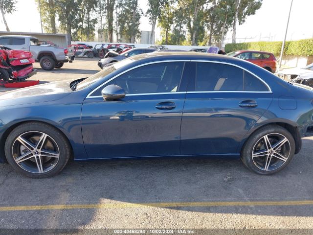 W1K3G4EB2MJ254955 Mercedes-Benz A 220