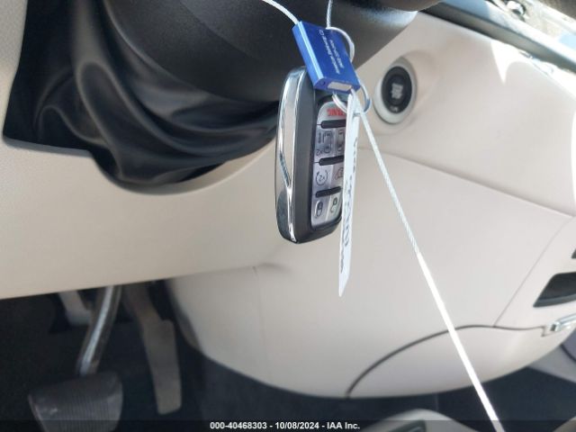 2C4RC1DG6MR520890 Chrysler Voyager Lxi