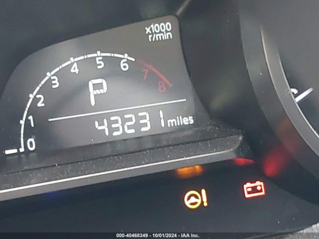 3MYDLBJV8LY701749 Toyota YARIS LE