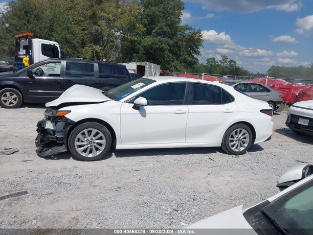 Toyota CAMRY LE 2024 4T1C11AK8RU846894 Image 15