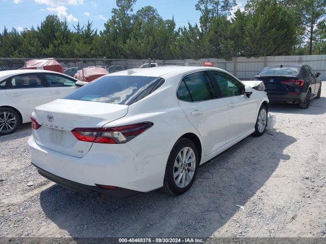 Toyota CAMRY LE 2024 4T1C11AK8RU846894 Image 4