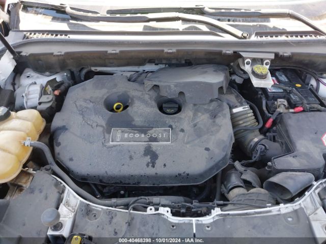 5LMCJ1C91GUJ15812 Lincoln Mkc Premier