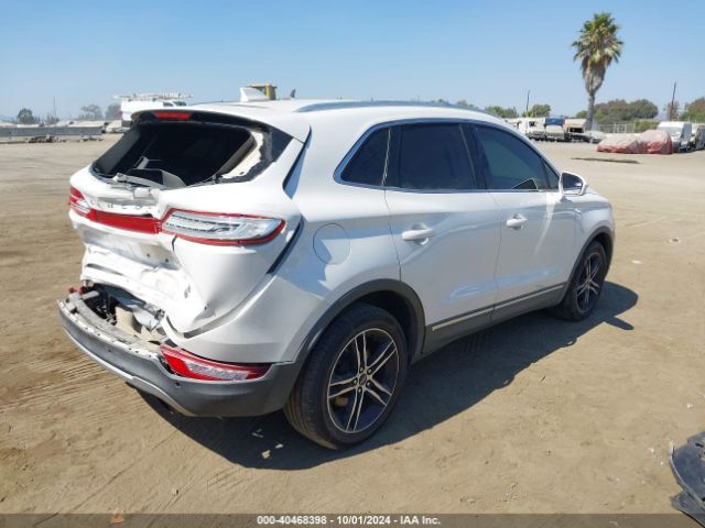 5LMCJ1C91GUJ15812 Lincoln Mkc Premier