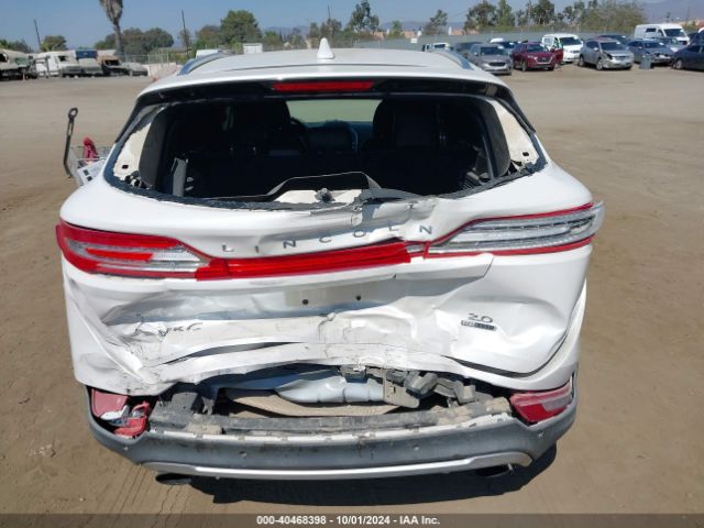 5LMCJ1C91GUJ15812 Lincoln Mkc Premier