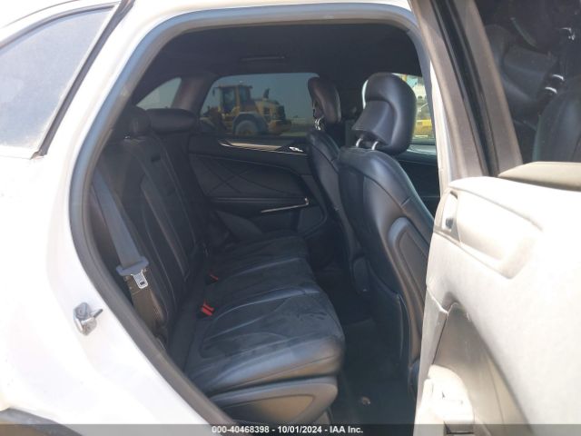 5LMCJ1C91GUJ15812 Lincoln Mkc Premier