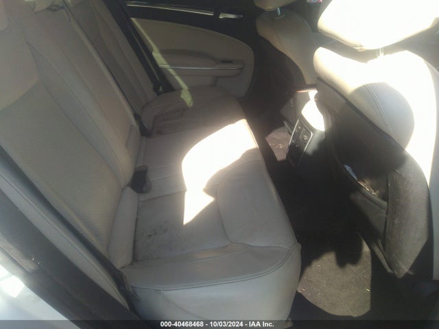Chrysler 300C 2017 2C3CCAEG9HH570865 Image 8