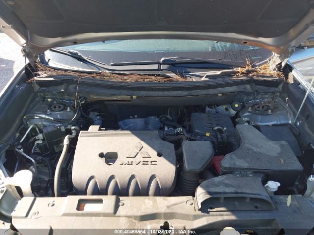 JA4AD3A37JZ045303 Mitsubishi Outlander Le