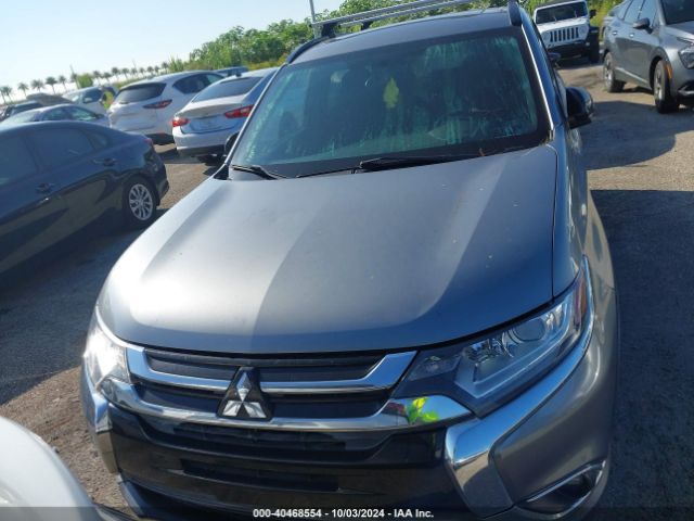 JA4AD3A37JZ045303 Mitsubishi Outlander Le