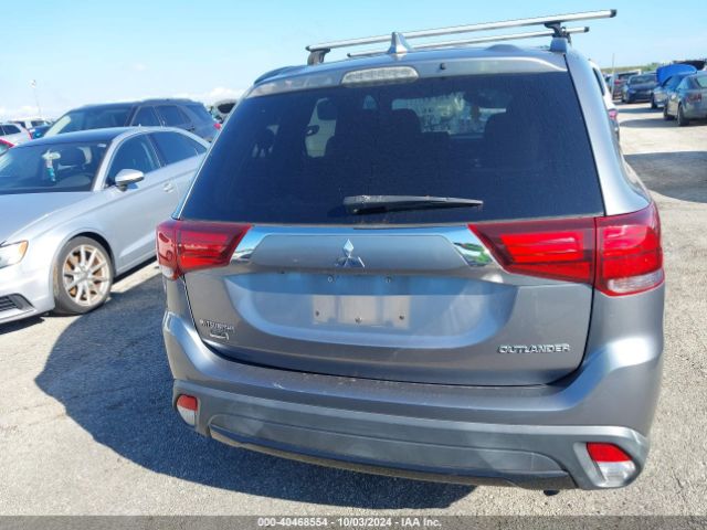 JA4AD3A37JZ045303 Mitsubishi Outlander Le