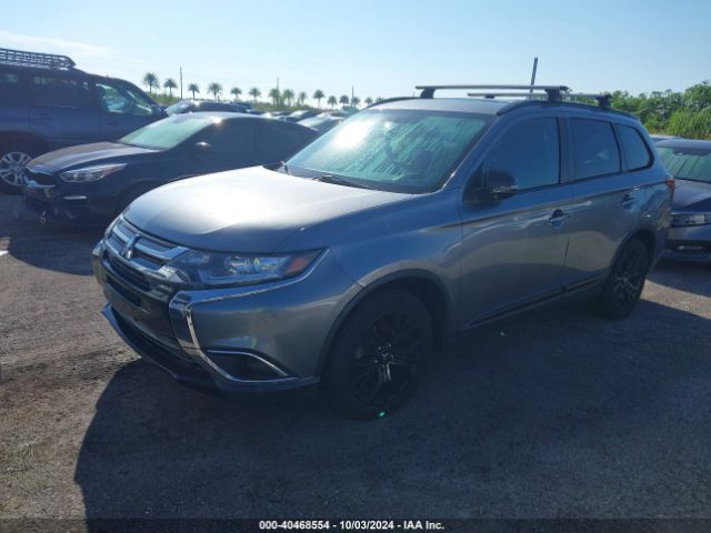 JA4AD3A37JZ045303 Mitsubishi Outlander Le