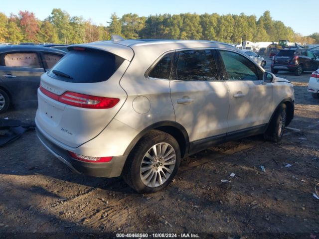 5LMCJ3D92HUL50733 Lincoln Mkc Reserve
