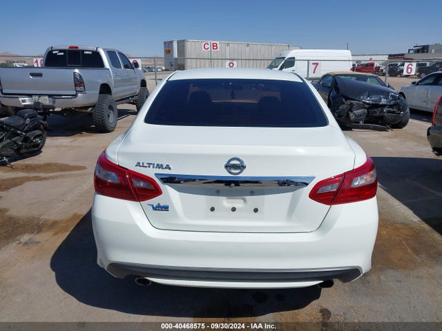 Nissan Altima 2.5 S 2018 1N4AL3AP0JC264575 Image 16