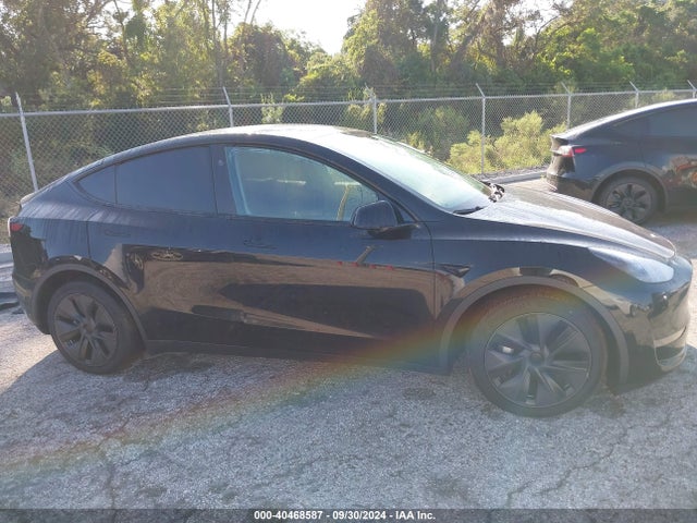 7SAYGDEE9RA292188 Tesla Model Y Long Range Dual Motor All-wheel Drive