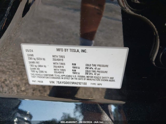2024 TESLA MODEL Y 7SAYGDEE9RA292188 Photo 8