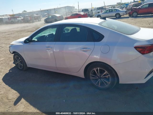 3KPF24AD8PE616124 KIA Forte Lxs