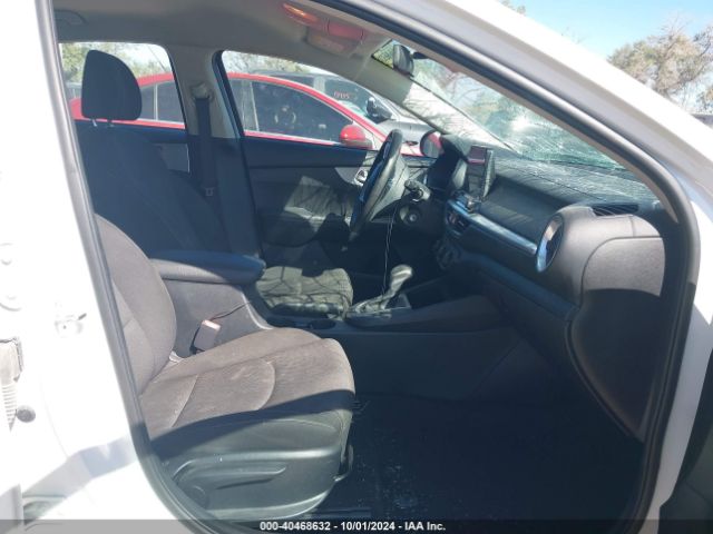 3KPF24AD8PE616124 KIA Forte Lxs