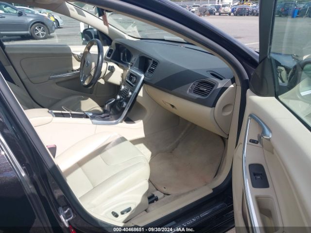 2015 VOLVO S60 YV1612TKXF1359496 Photo 4