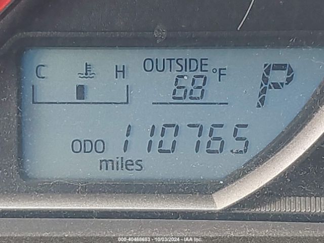 JTMRFREV0FD136130 Toyota Rav4 Xle