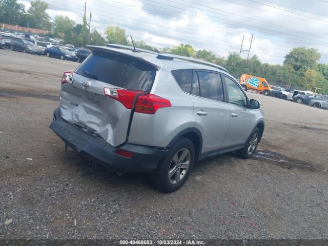 JTMRFREV0FD136130 Toyota Rav4 Xle